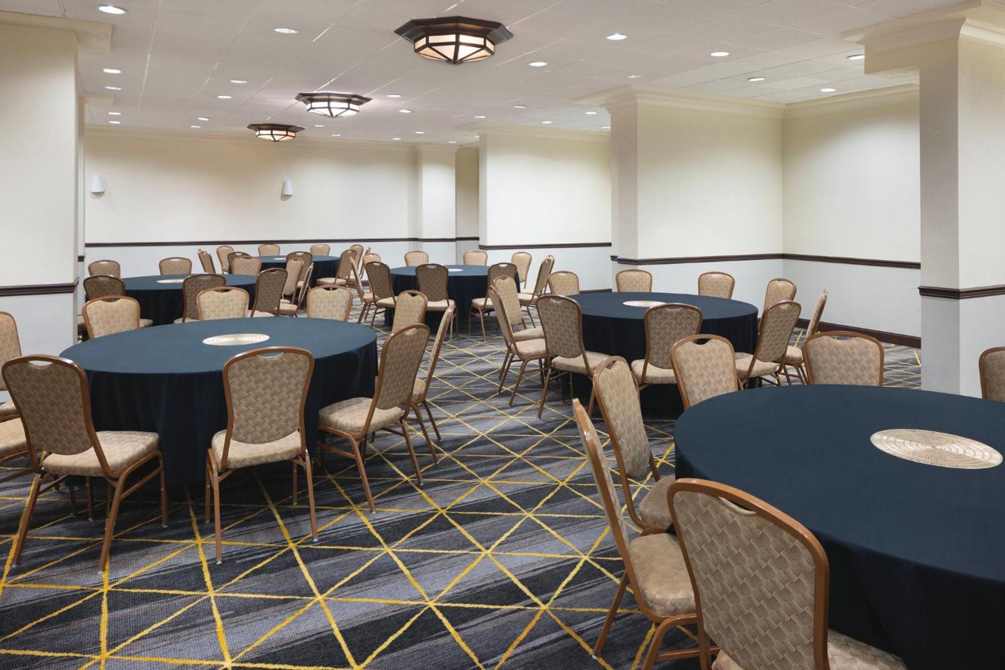 Hotel & Orlando Sw - Celebration Area By Ihg Kissimmee
